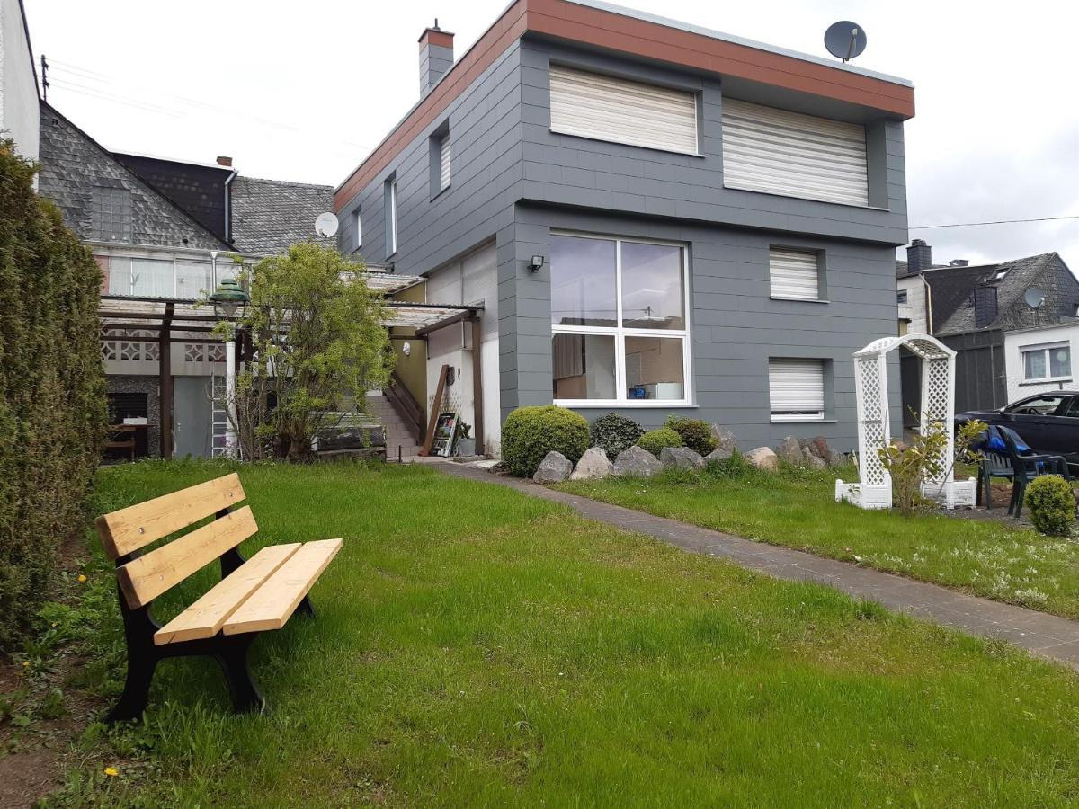 Ferienhaus Zum Hochstein Ettringen  Exteriör bild